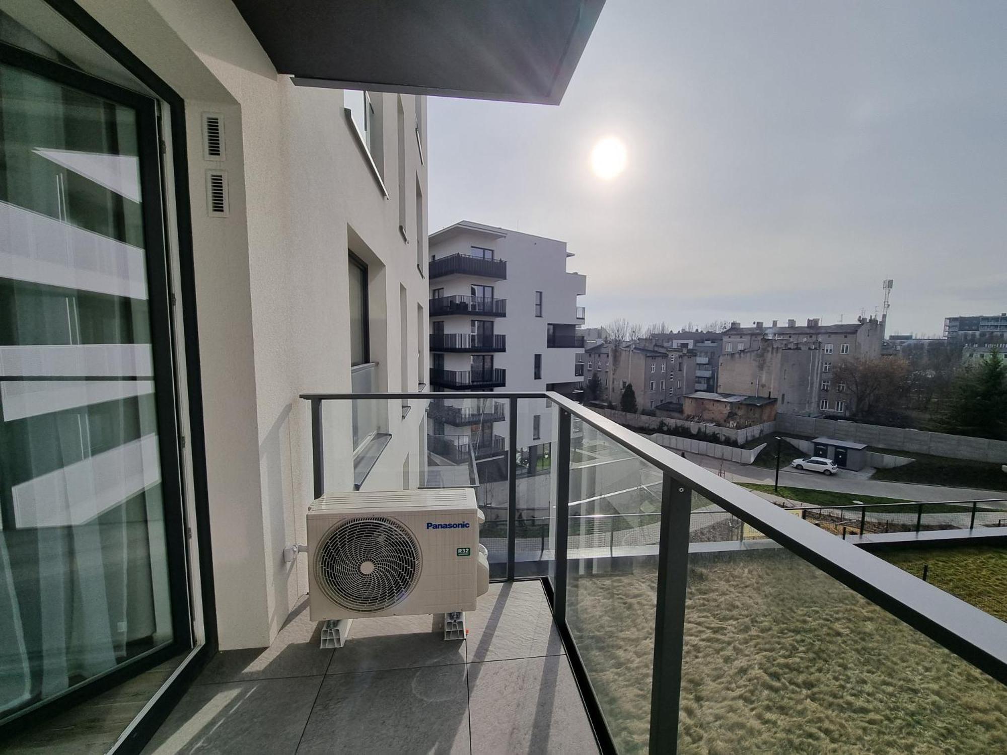 Q Apart Meta - Manufaktura, Klimatyzacja I Parking Gratis, Fv, Gwarancja Zadowolenia 우치 외부 사진